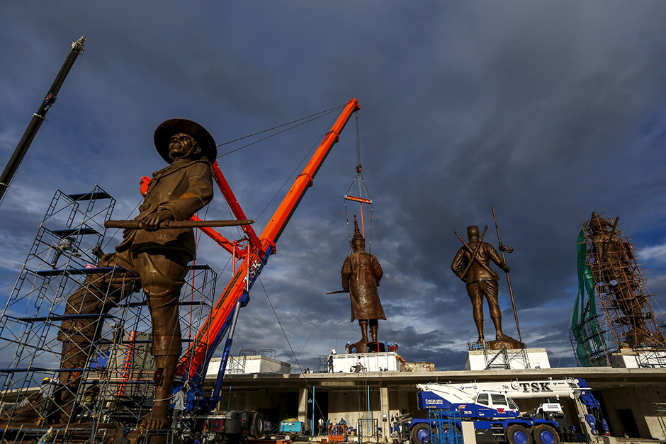 REUTERS/Athit Perawongmetha