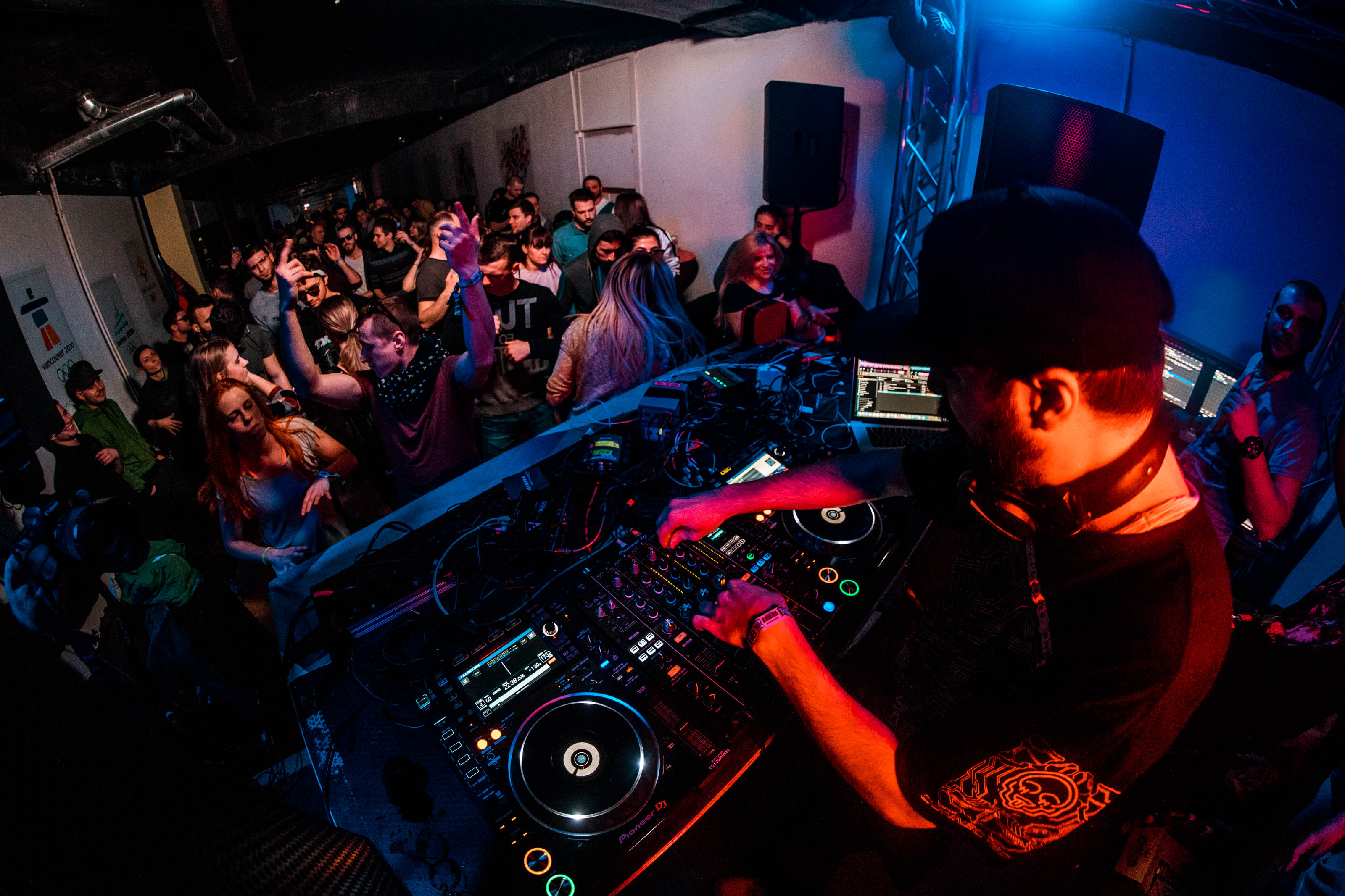 Super G Afterparty Stage