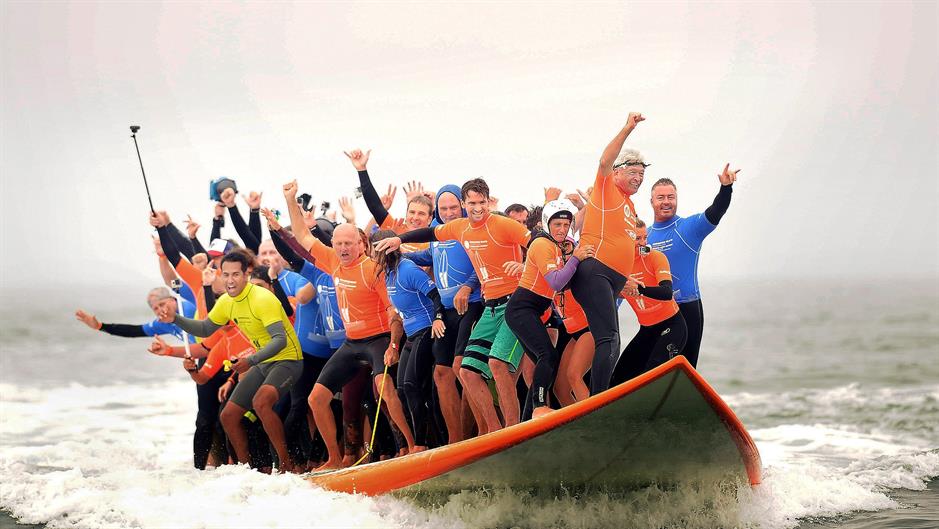 surf rekord Tanjug Mindy Schauer The Orange County Register via AP