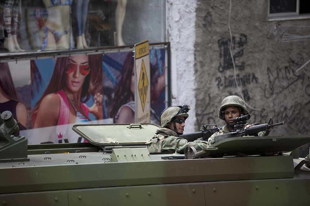 TANJUG/AP/Silvia Izquierdo