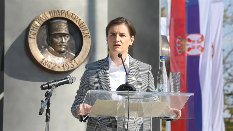 Tan2018-10-12_132349650_1