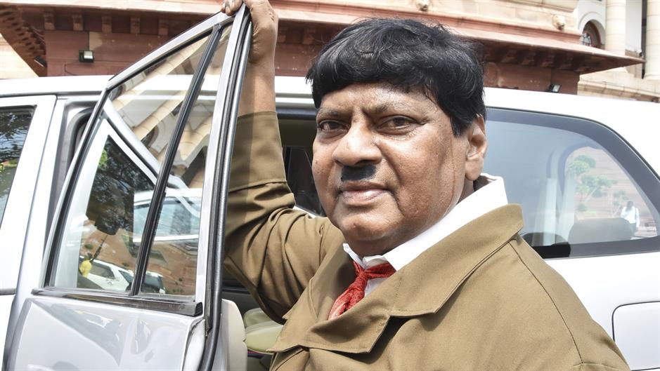 Tan2018-8-10_135350823_0