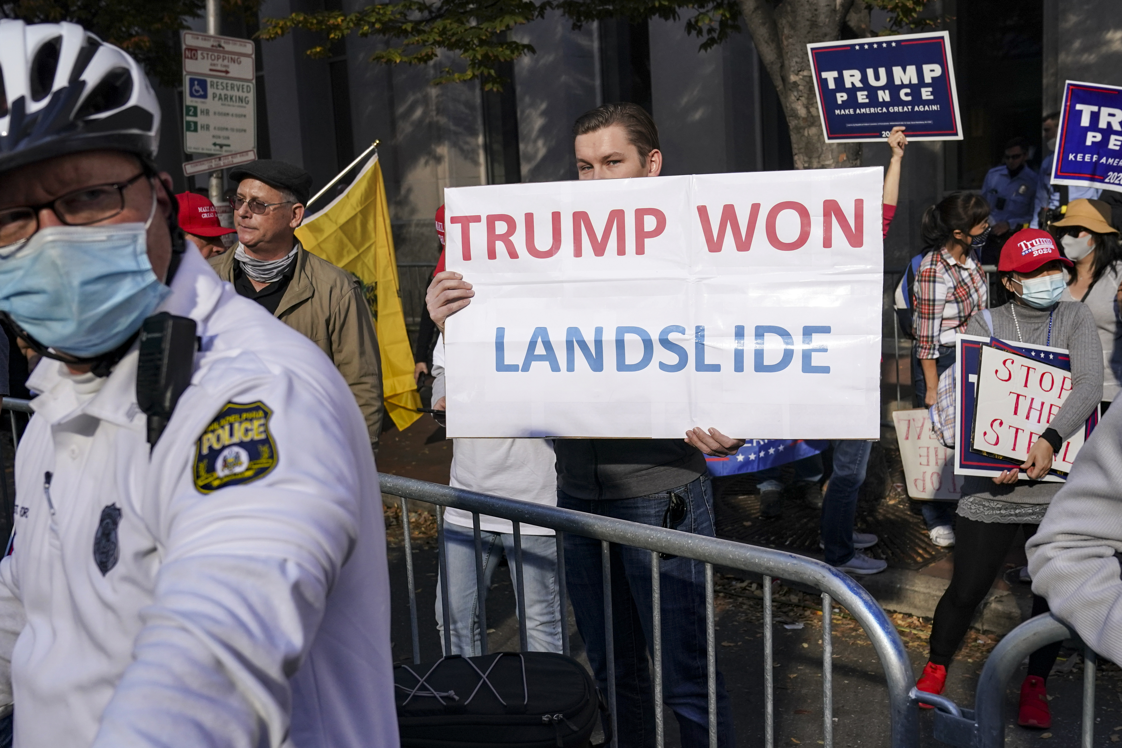 Tanjug/AP Photo/John Minchillo