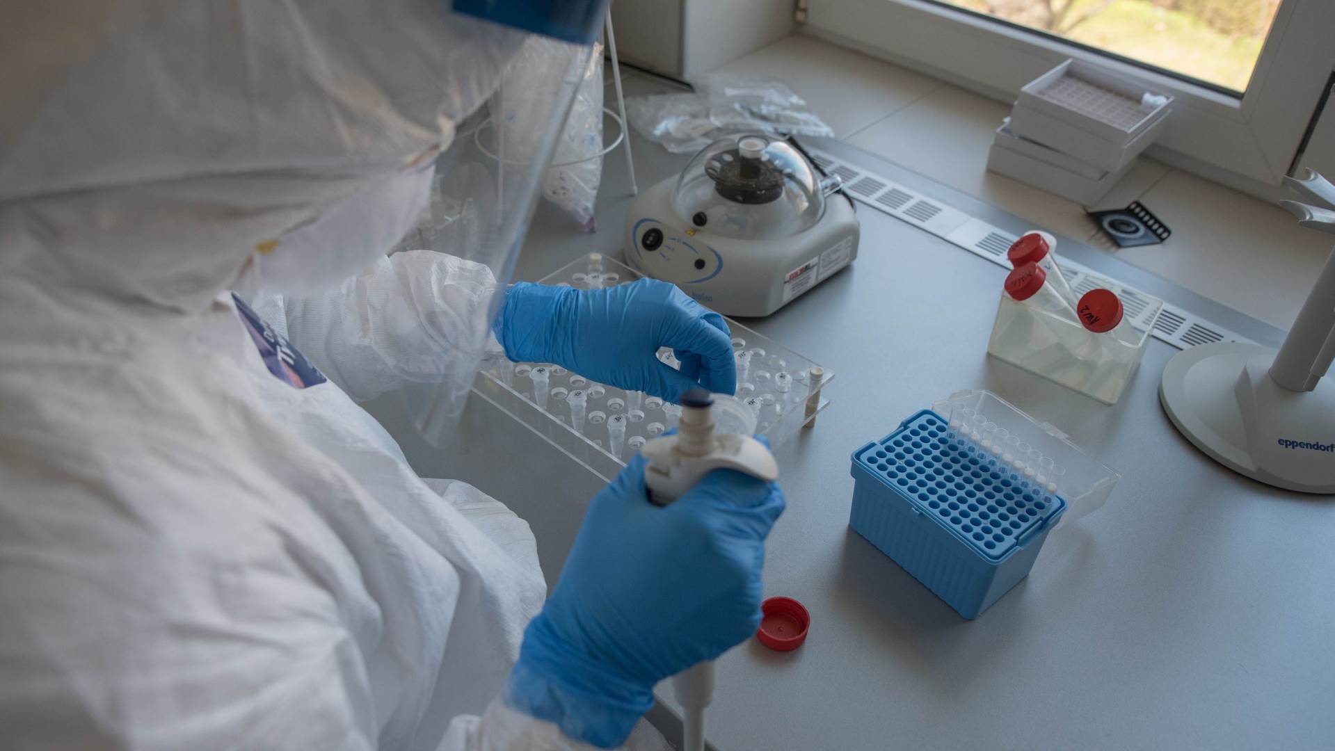 Tan2020-4-7_143028680_13