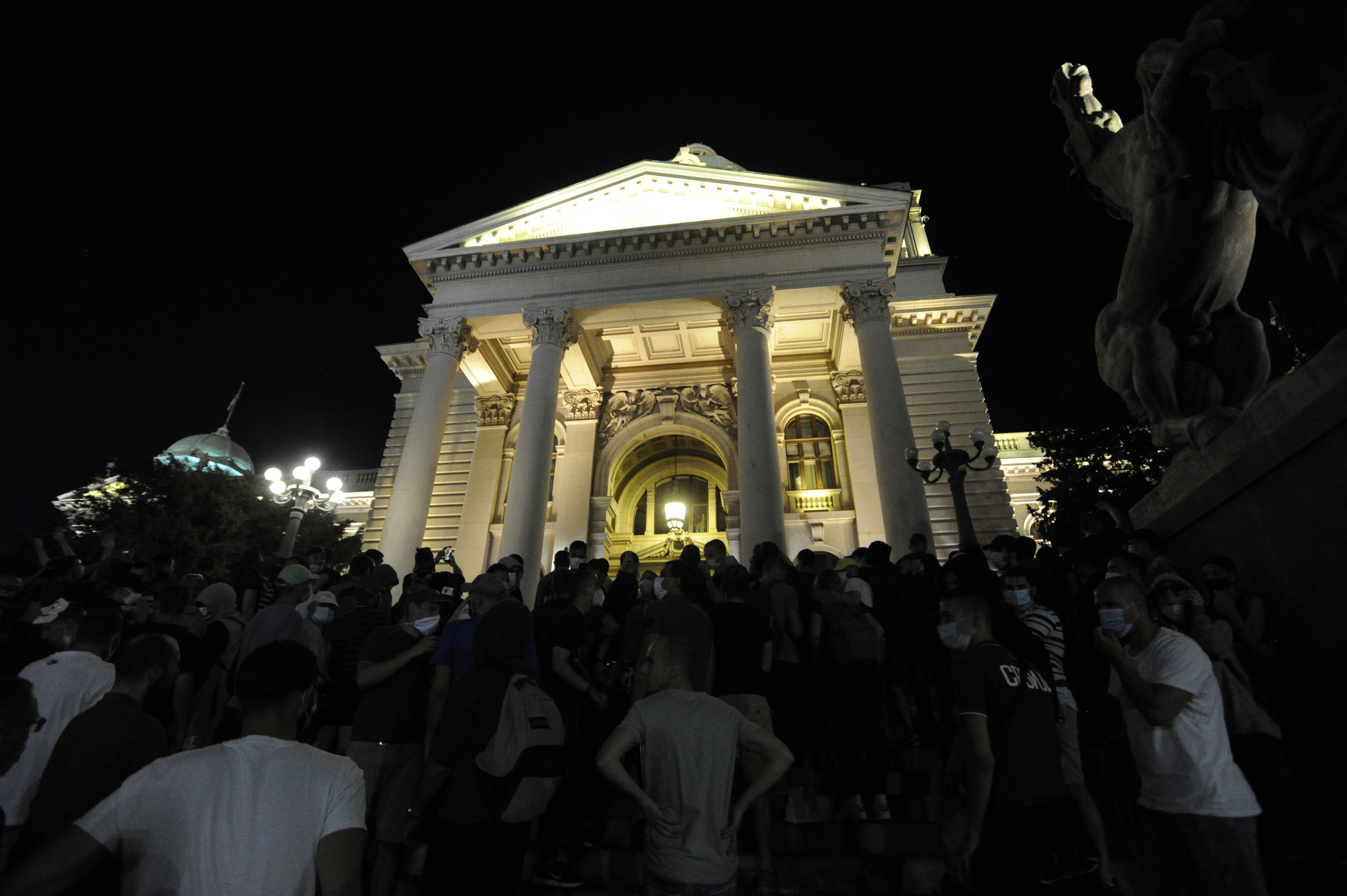 Tan2020-7-10_223953817_2