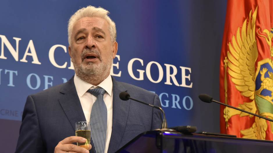 Tan2020-9-23_144914380_2