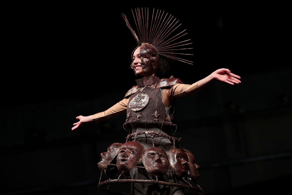 Tanjug AP Francisco Seco;  (15)