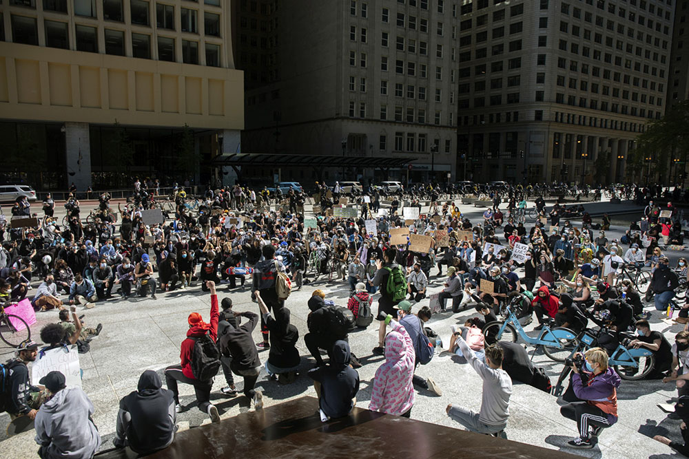 TANJUG/AP/Pat Nabong