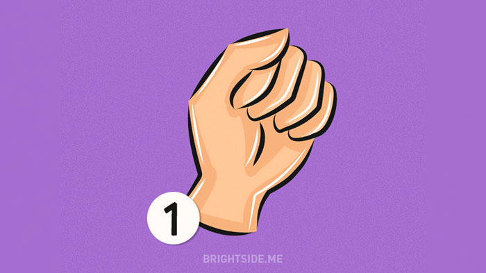 the-way-you-clench-your-fist-reveals-traits-of-your-personality2-75140.jpeg