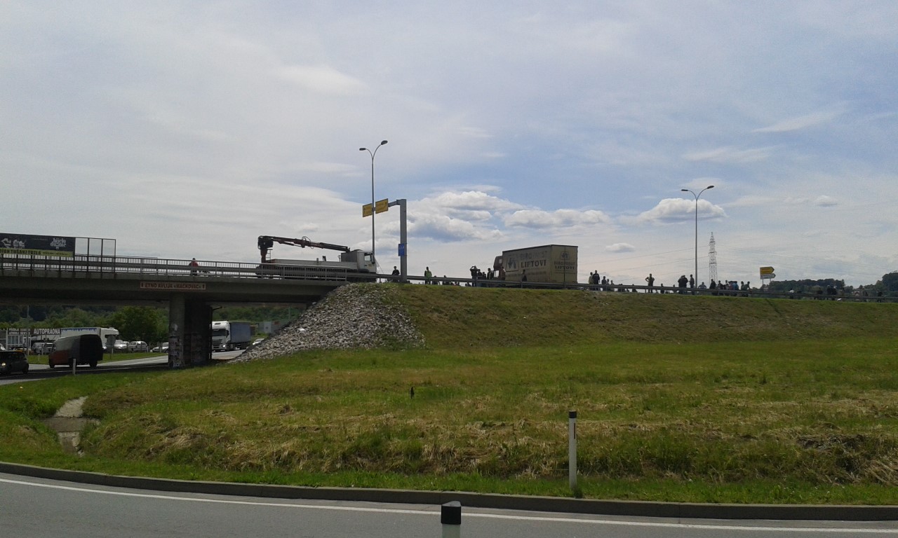 thumbnail_20160519_122046 (1)