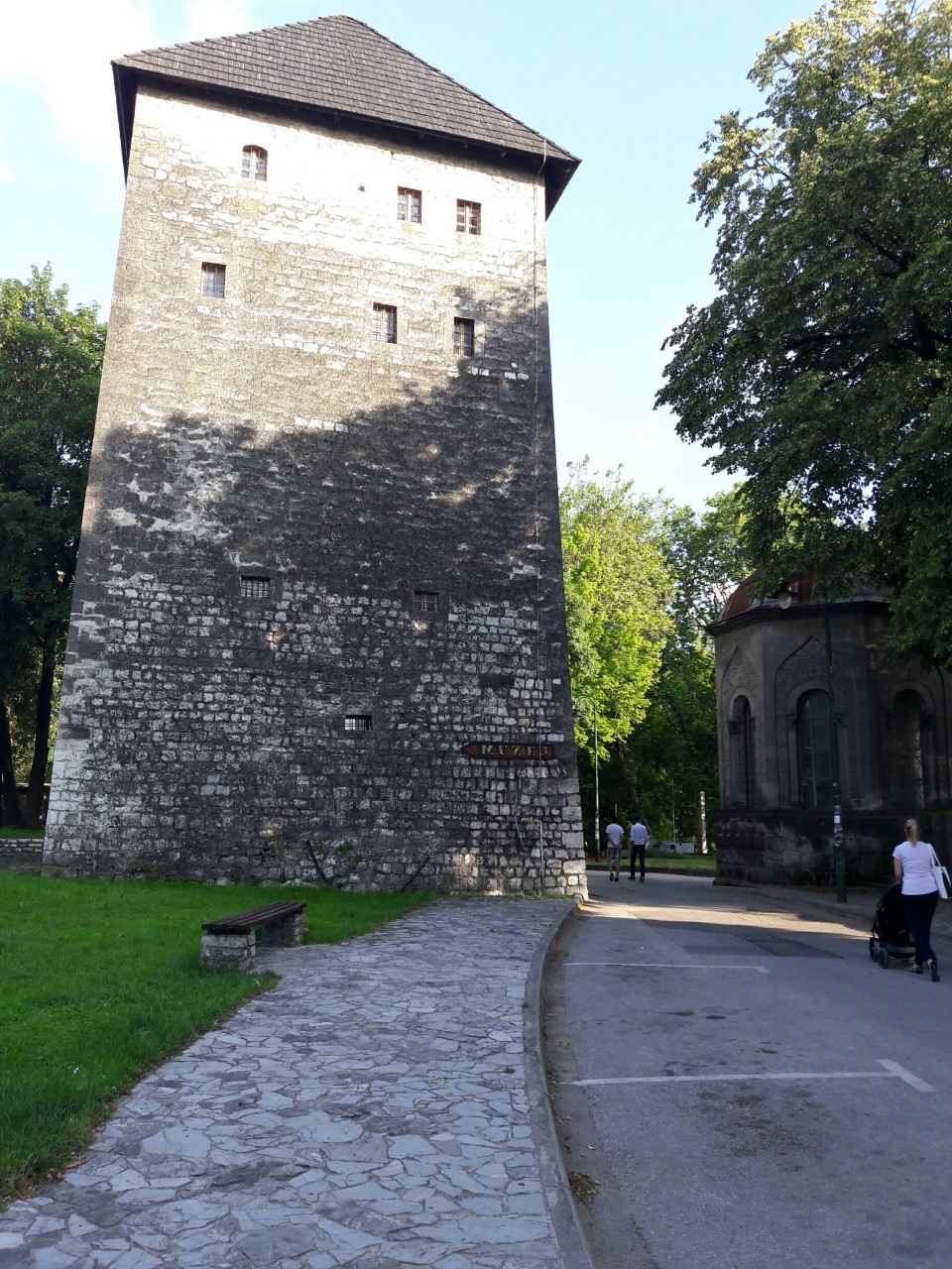 thumbnail_20160621_183727_resized_1