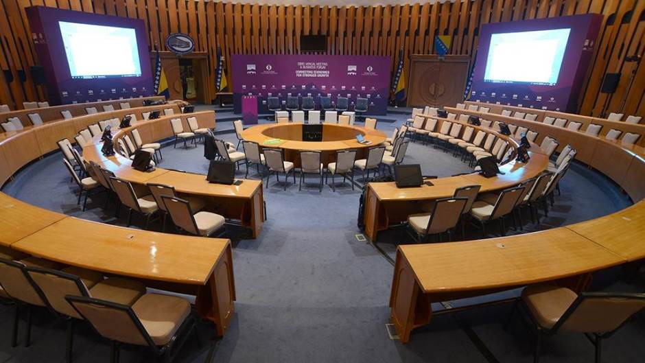 thumbnail_EBRD_lideri