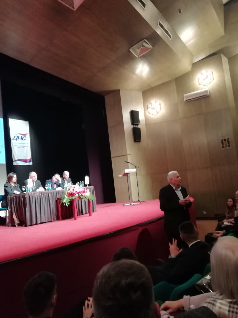 thumbnail_IMG-e80d68ce3edaa94ee7f95d39c2fe7312-V