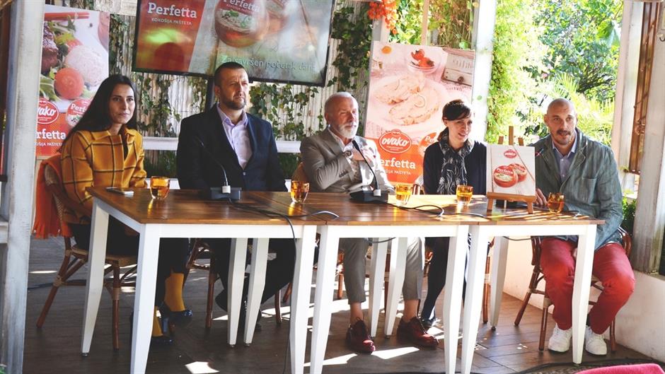 thumbnail_Perfetta press