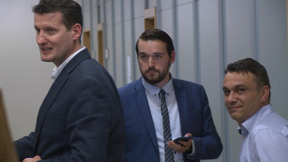 thumbnail_sa-sastanak unitic-edb-2(20170511-194140385).MXF.Still002