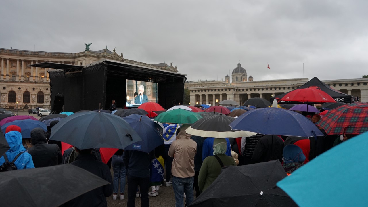 thumbnail_Srebrenica Bec_03