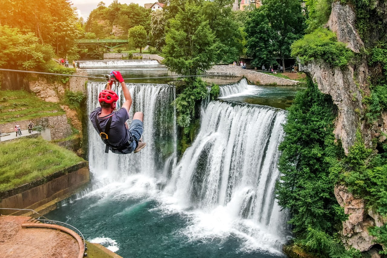 thumbnail_Zipline Jajce mala