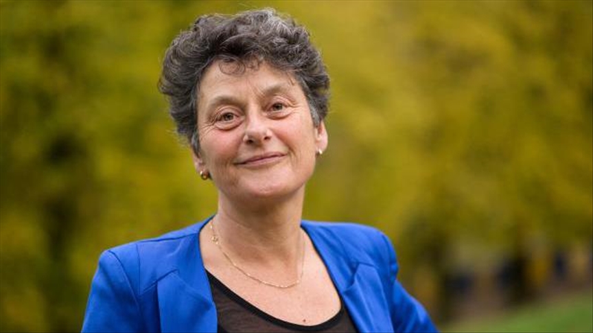 thumbs_b_c_123e30697469bef0bf800349df287579