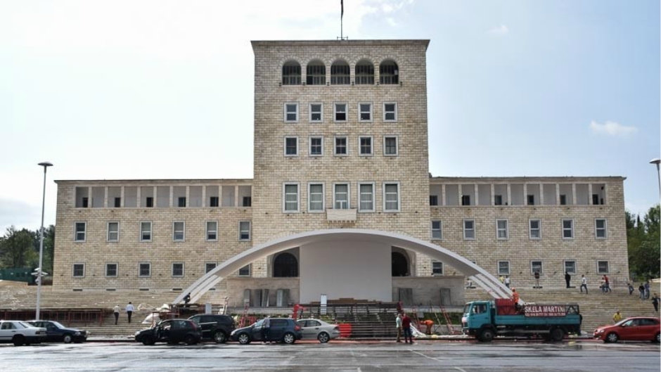 tirana3.jpg
