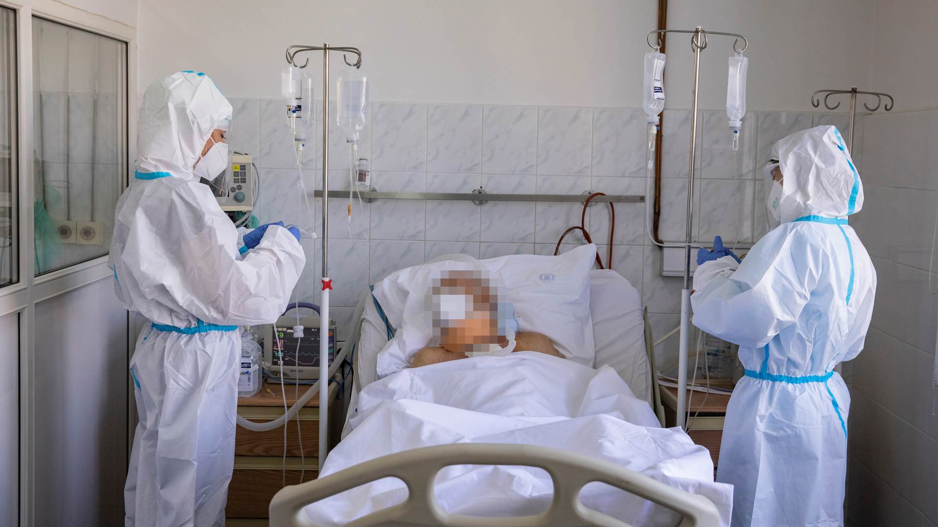 Urgentni centa medicinsko osoblje foto reuters marko djurica (5)