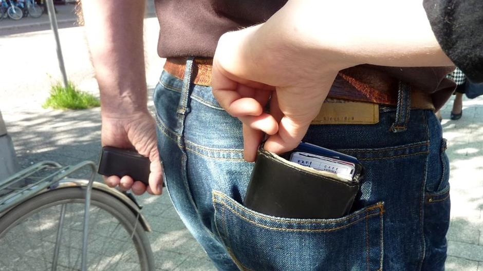 varkaus taskuvarkaus lompakkovarkaus