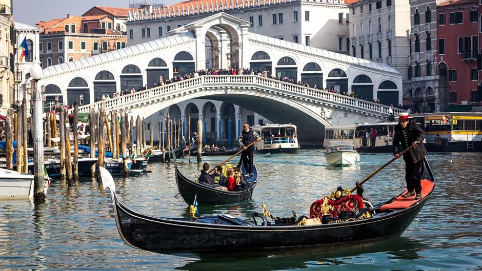 venice-2085864_1280