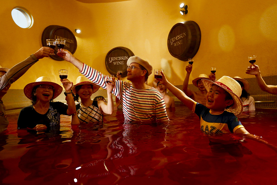 REUTERS/Thomas Peter