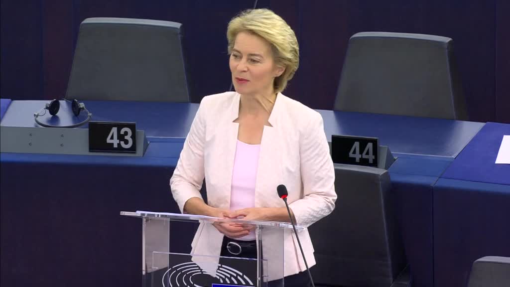 Von der Leyen: Osigurat ću potpunu rodnu ravnopravnost u Europskoj komisiji