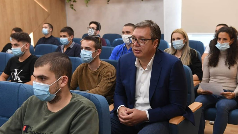 Vučić bez maske 1