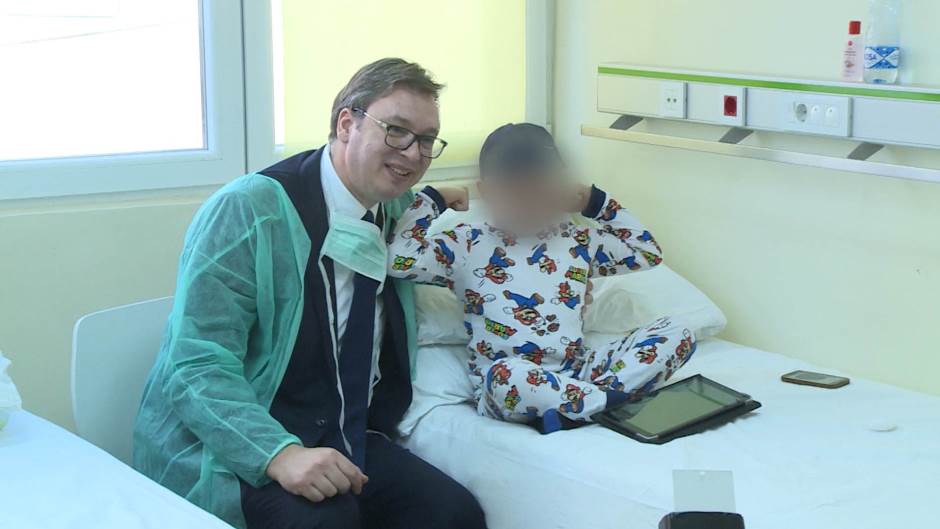 Vučić s detetom