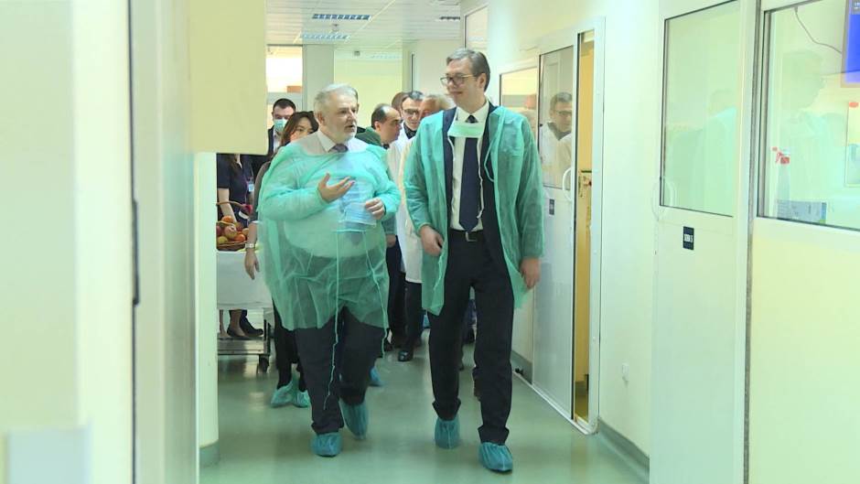 Vučić u Institut za majku i dete, Institut za majku i dete, Vučić