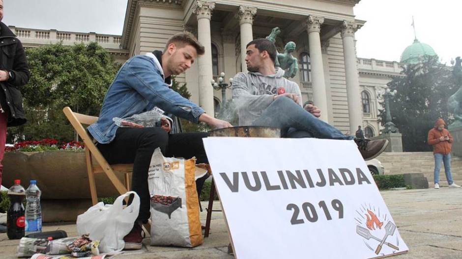 Vulinijada studenti protest Aleksandar Vulin strajk gladju skupstina foto fonet zoran mrdja (2)