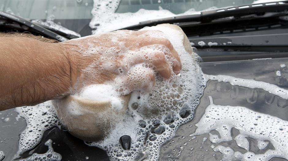 washing-car-1397382_1920