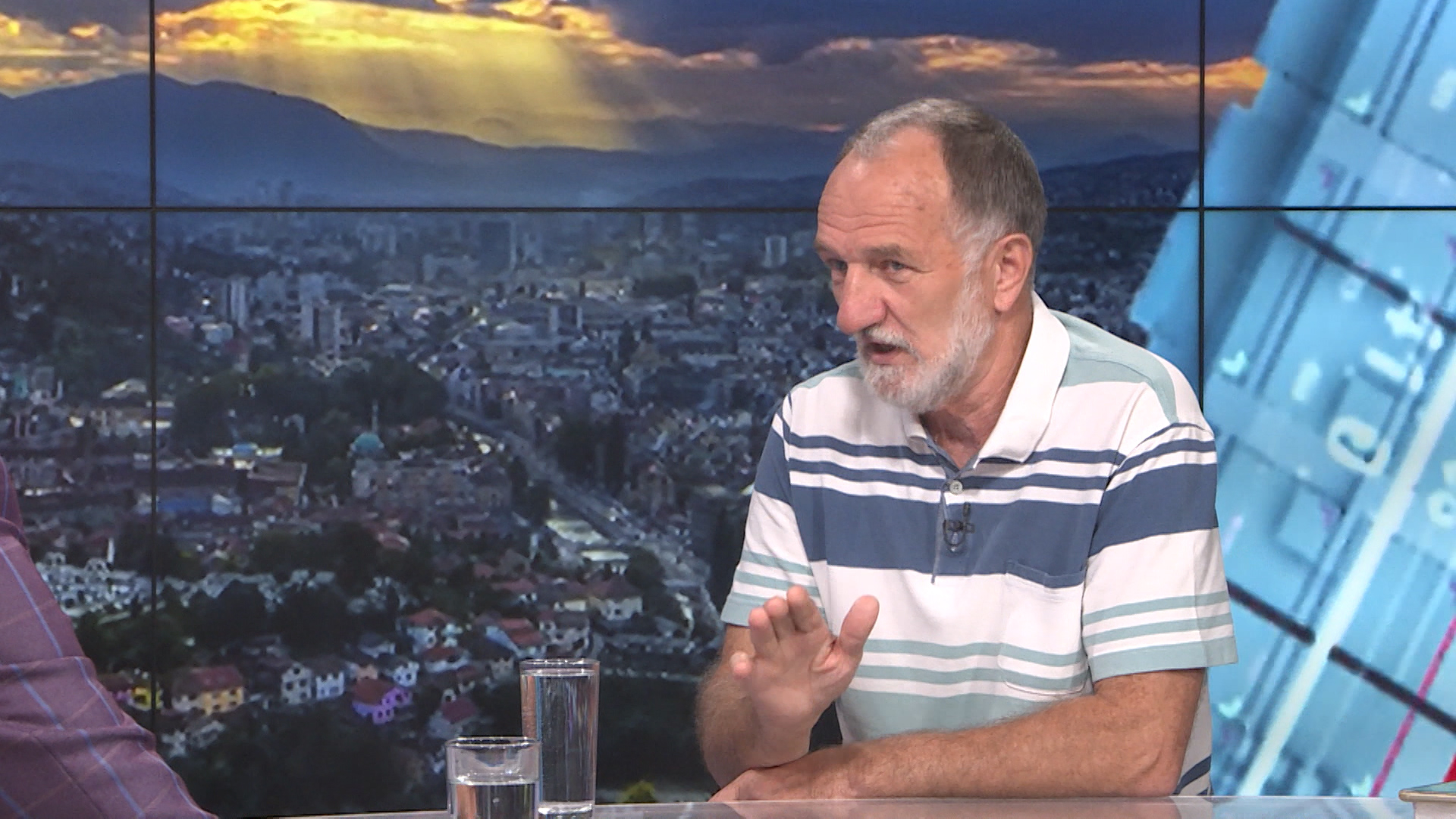 WEBSA-DIVKOVIC 300919-DU(20190930-173407480).00_04_26_22.Still001