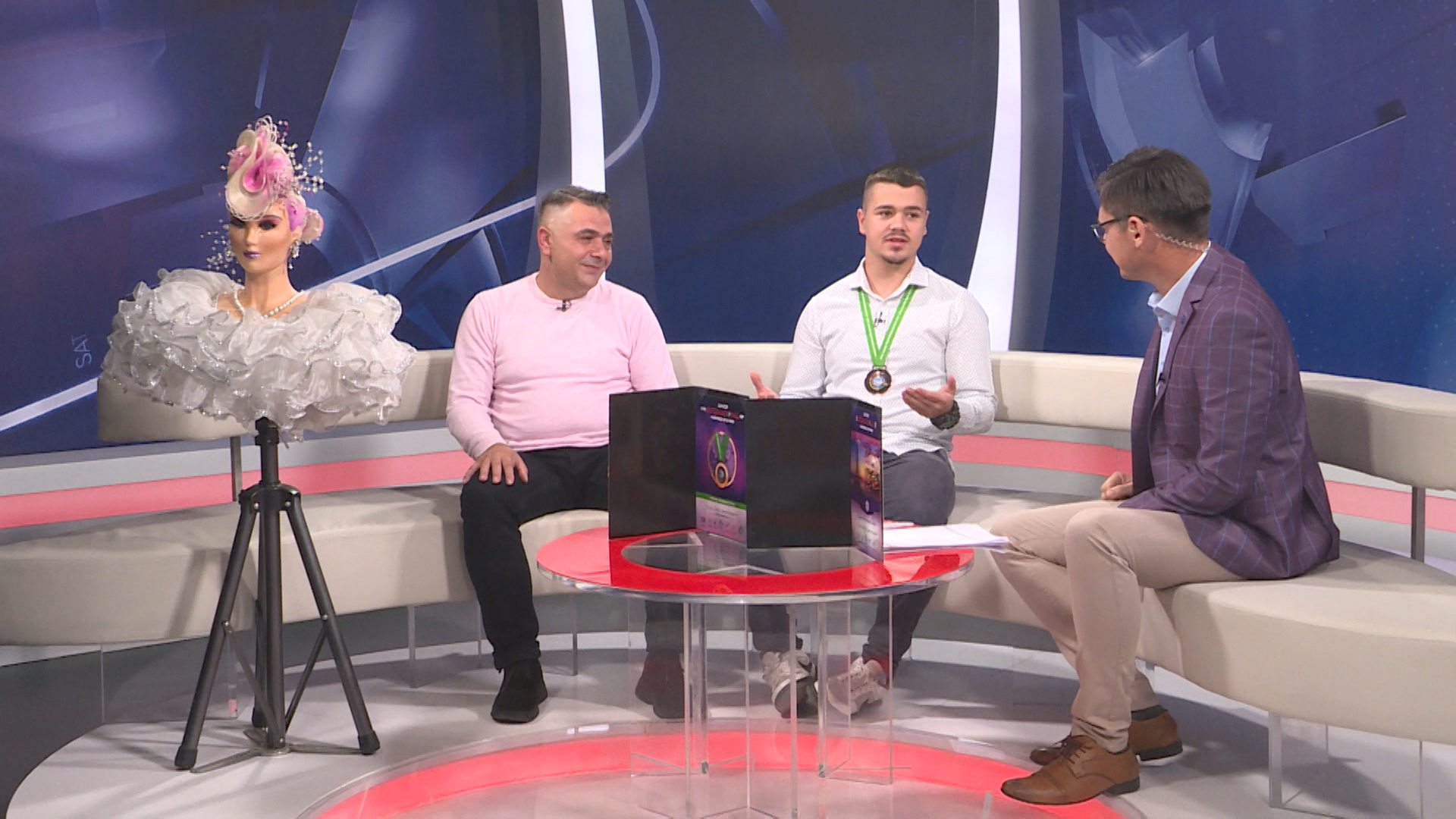 WEBSA-FRIZERI 300919-DU(20190930-185853680).00_00_28_06.Still001