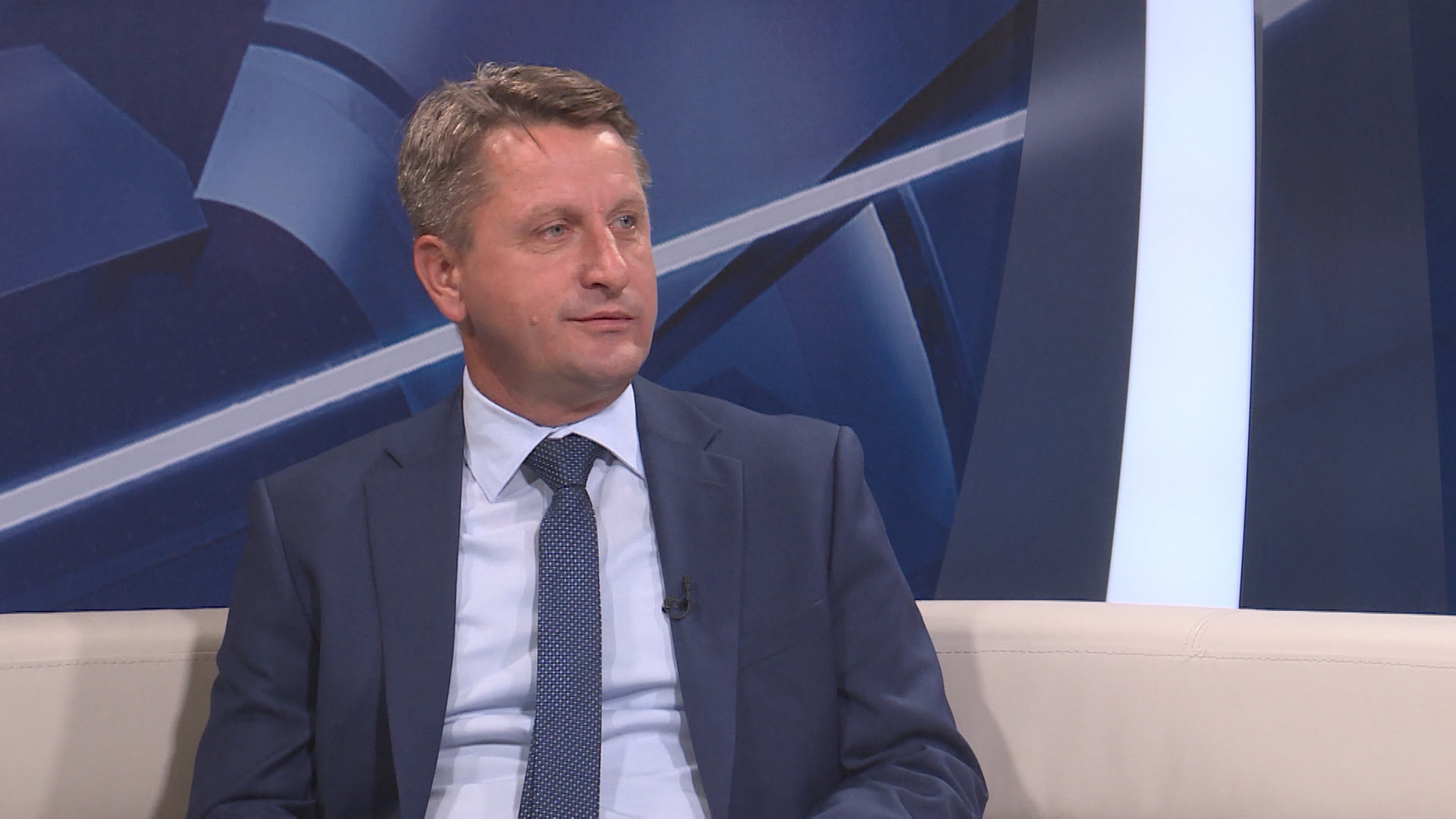 WEBSA-HALILOVIC 301019-ND(20191030-105429266).00_00_17_16.Still001