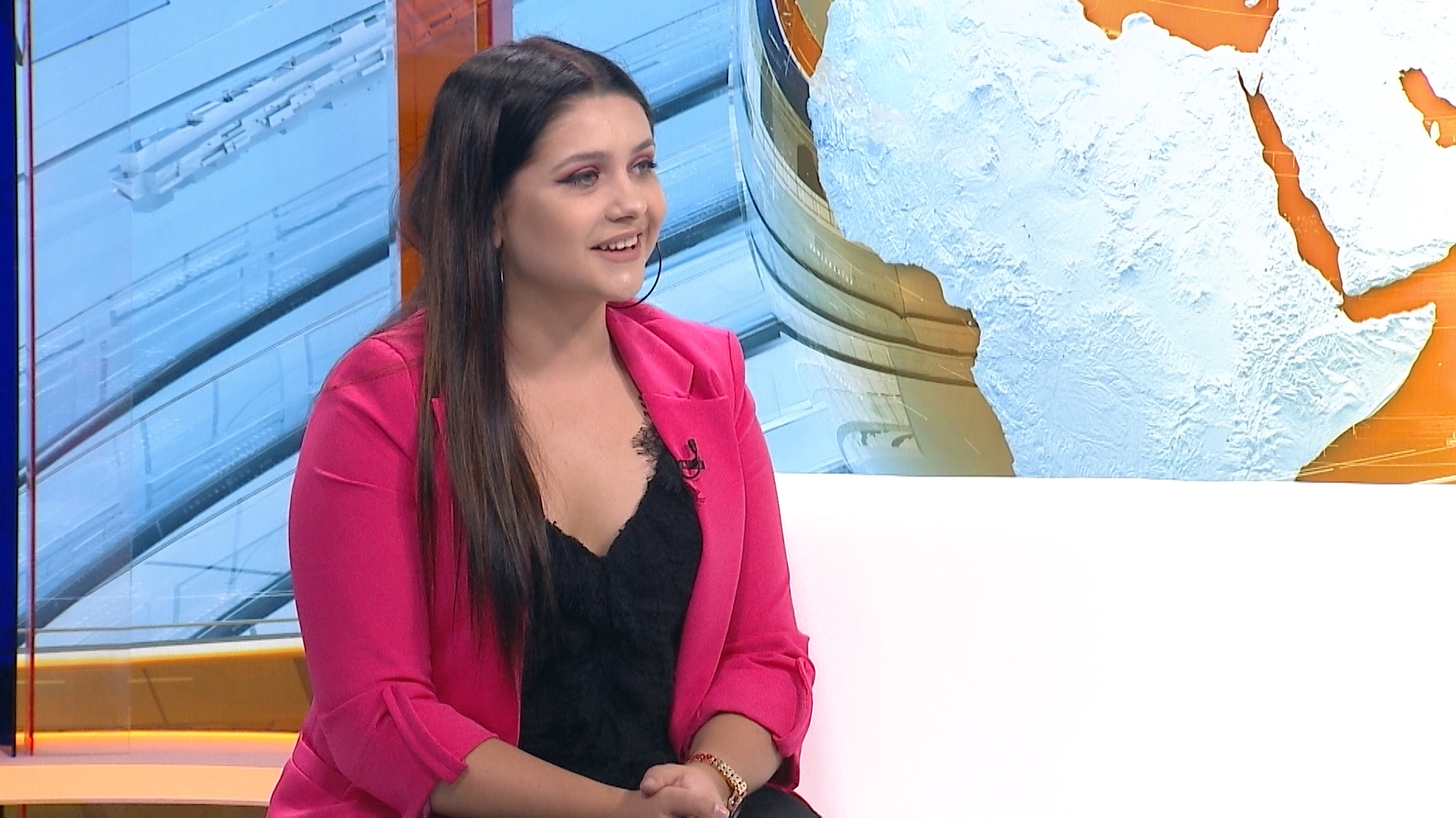 WEBSA-KARAHMET 060919-ND(20190906-103808031).00_01_59_14.Still001