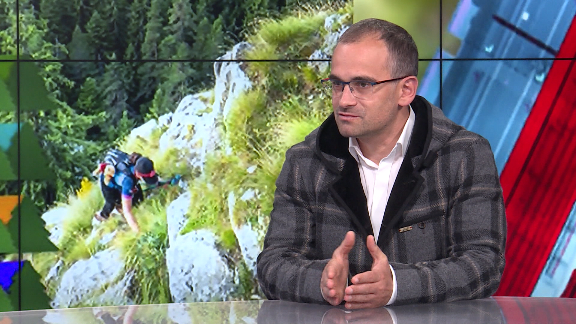 WEBSA-LJEVNAIC-DU1(20200601-193802456).mxf.00_01_24_04.Still001