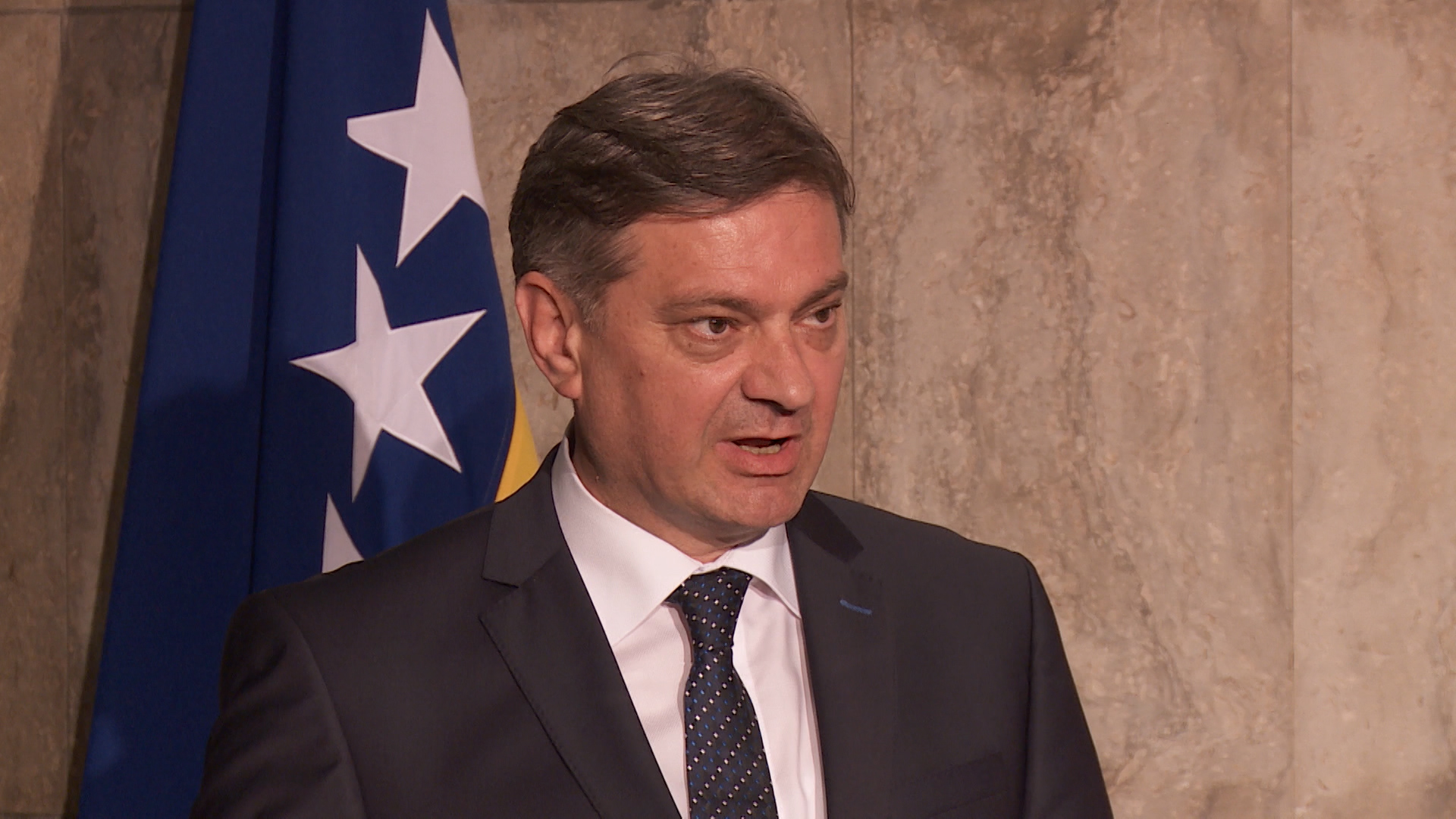 WEBSA-SLADIC-DU-LJS-1(20170703-195218900).Still012