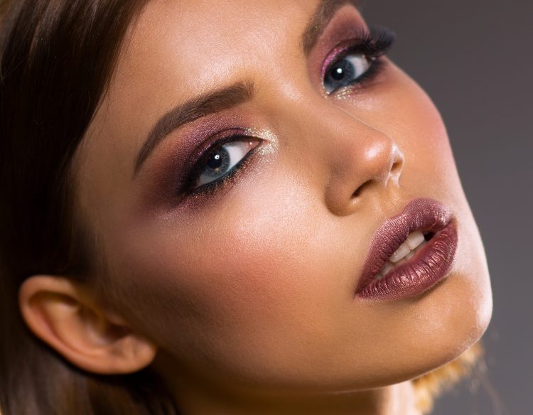 woman-3096664_1920-750x584