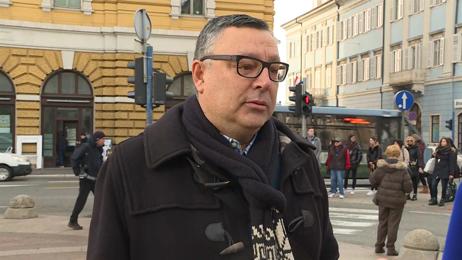 zg-live-6-1025-281218.10_48_59_16.Still002