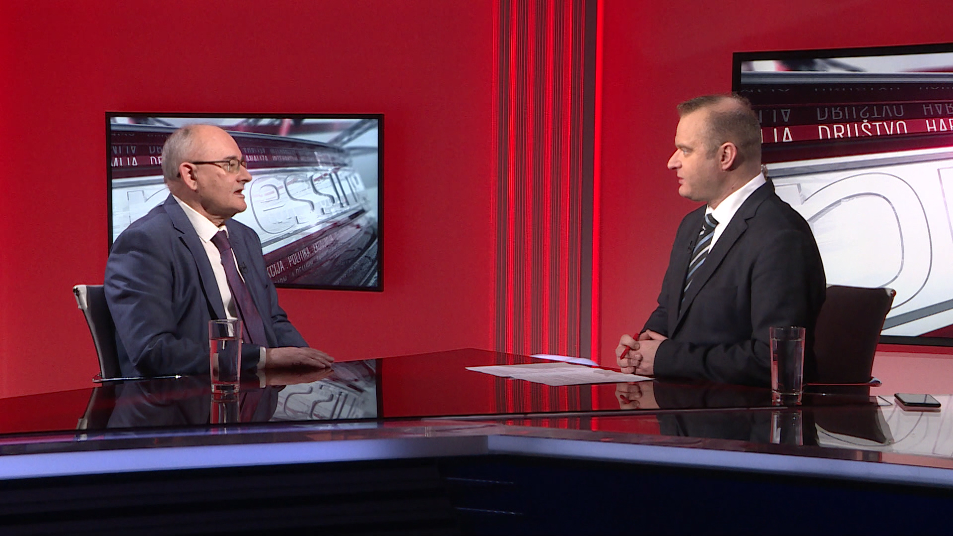 ZG-PRESSING-230120-01.14_33_42_15.Still001