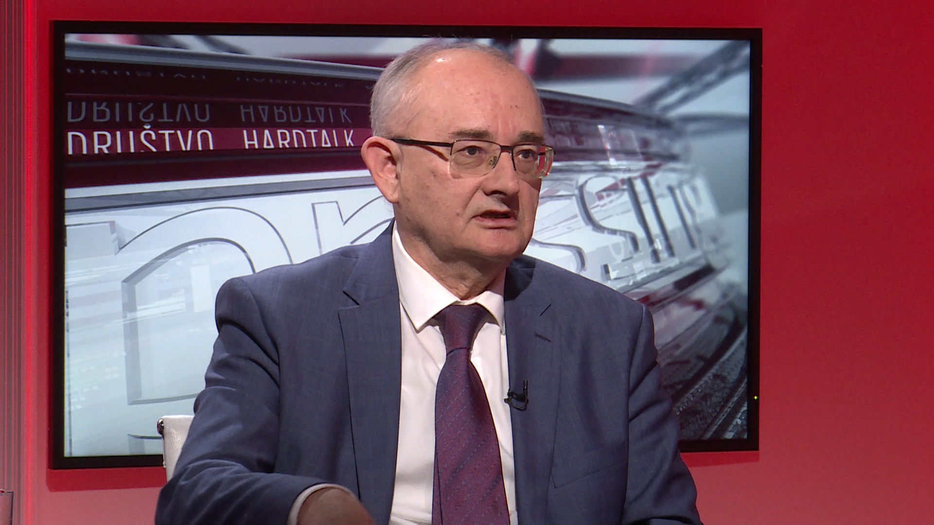 ZG-PRESSING-230120-01.14_34_35_06.Still002