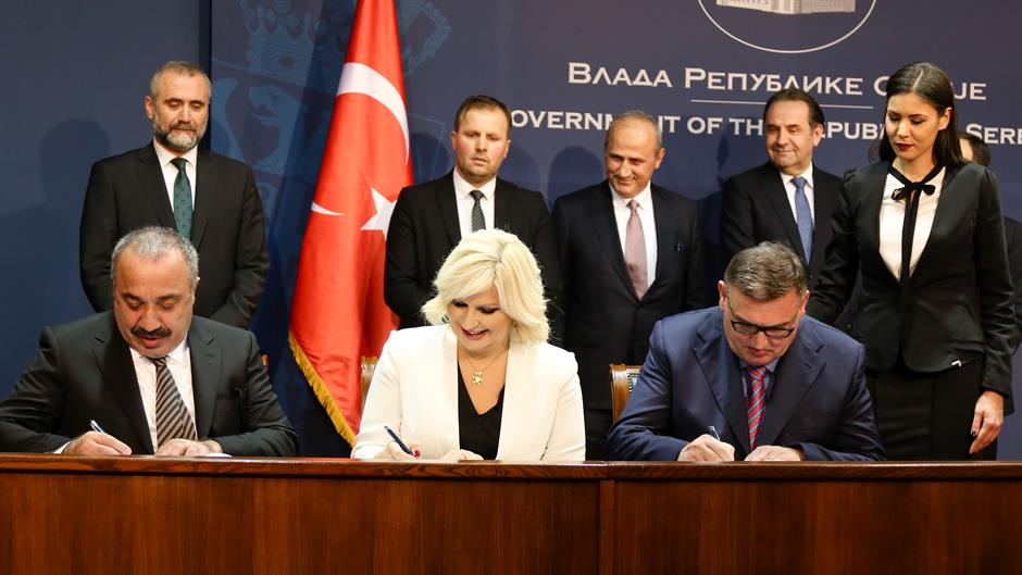 Zorana Mihajlović, Ugovor, Autoput