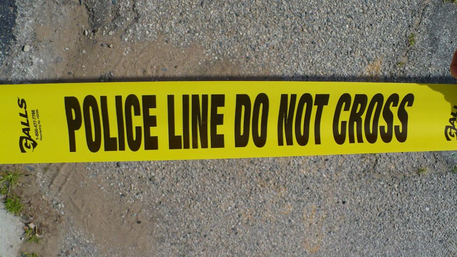 zuta traka ilustracija