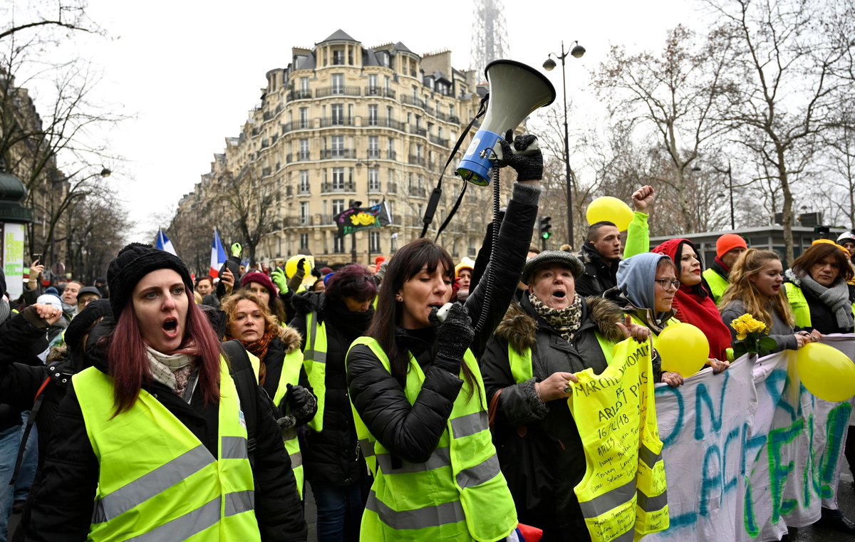 Žuti prsluci Francuska Pariz protesti