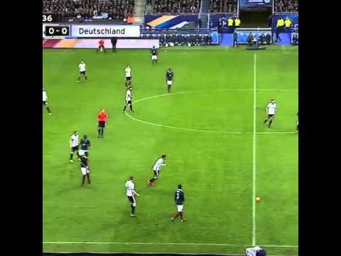 Zvuk eksplozije tijekom prijateljskog susreta Francuske i Njemačke