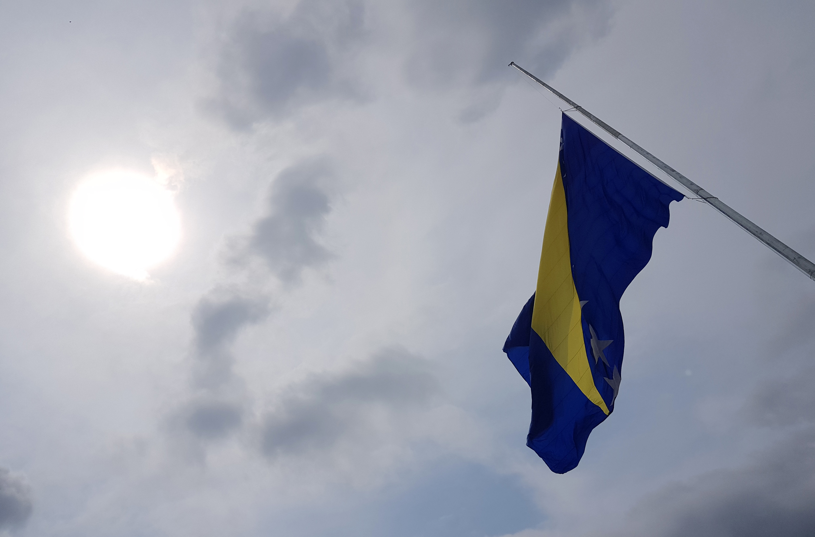 Am Donnerstag wir in Tešanj die größte Flagge Bosnien und