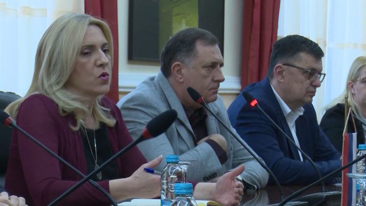 Cvijanović, Dodik i Tegeltija