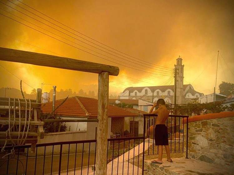 Požar na Kipru